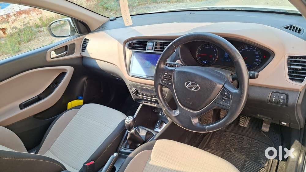 Hyundai I20 Asta (o) 1.2 Mt, 2018, Petrol