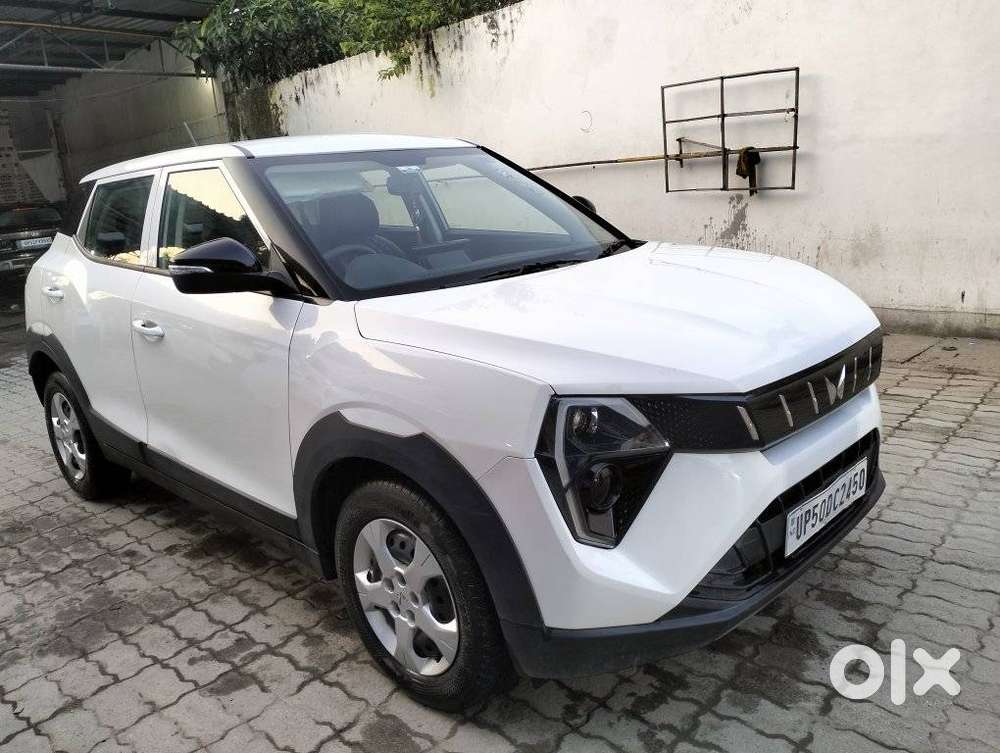 Mahindra Xuv 3xo, 2025, Petrol