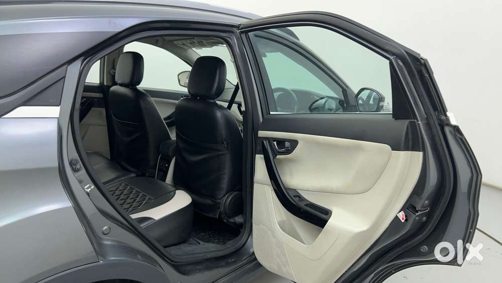 Tata Nexon 1.5 Revotorq Xza Plus S Amt, 2021, Petrol