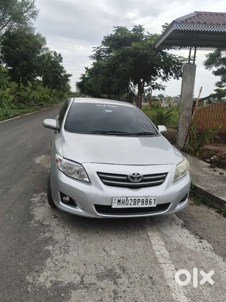 Toyota Corolla Altis 2010