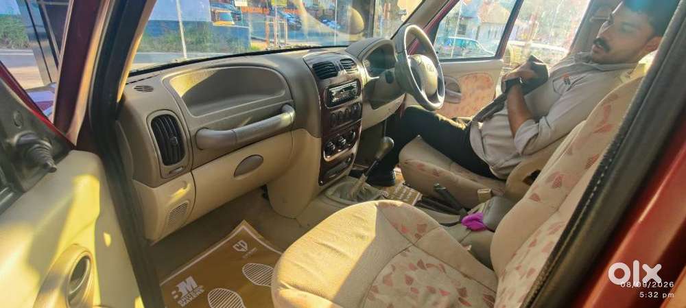 Mahindra Scorpio 2.6 Slx Turbo 7 Seater, 2004, Diesel