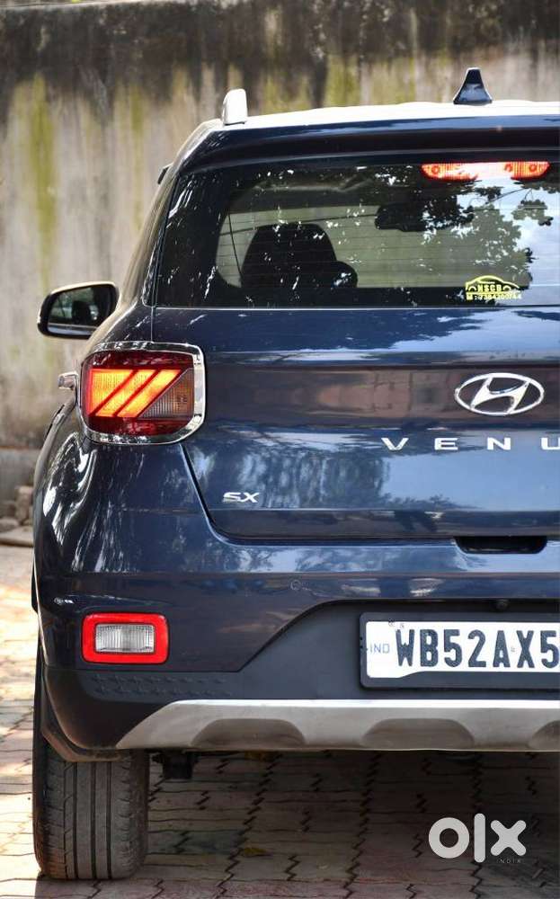 Hyundai Venue Sx+ At, 2020, Petrol