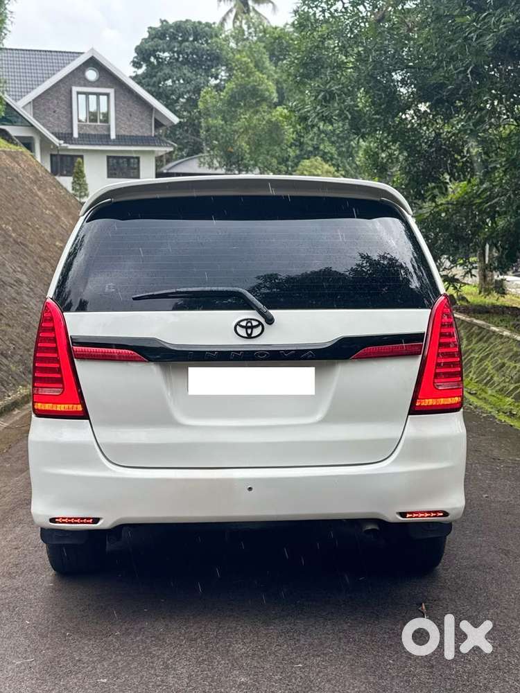 Toyota Innova 2.5 G (diesel) 7 Seater, 2015, Diesel