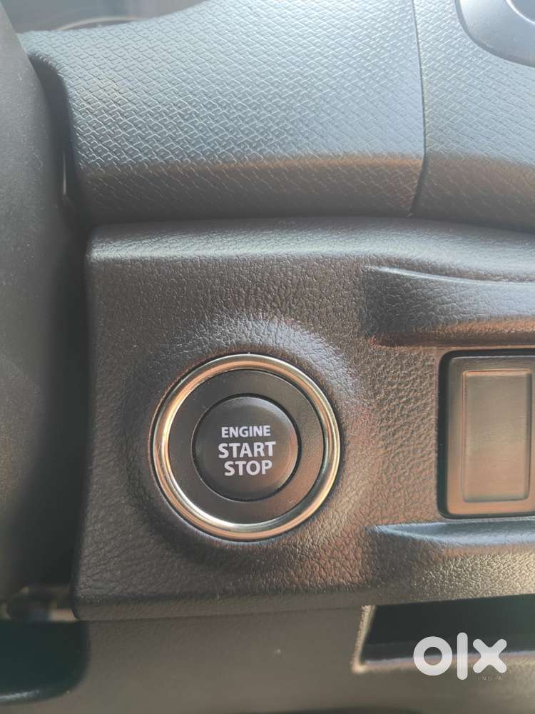 Maruti Suzuki Brezza 1.5 Vxi Smart Hybrid, 2021, Petrol