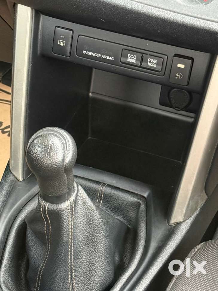 Toyota Innova Crysta 2.4 G Mt, 2018, Diesel