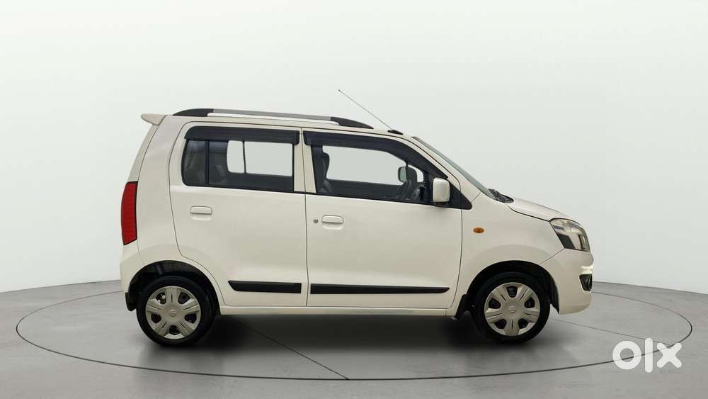 Maruti Suzuki Wagon R 1.0 Vxi, 2017, Petrol