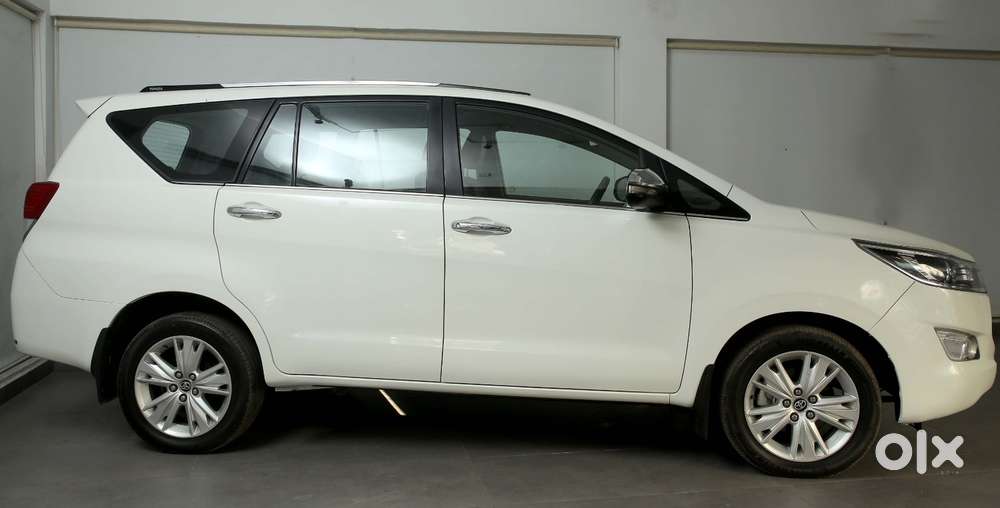 Toyota Innova Crysta 2.8 Zx At, 2016, Diesel