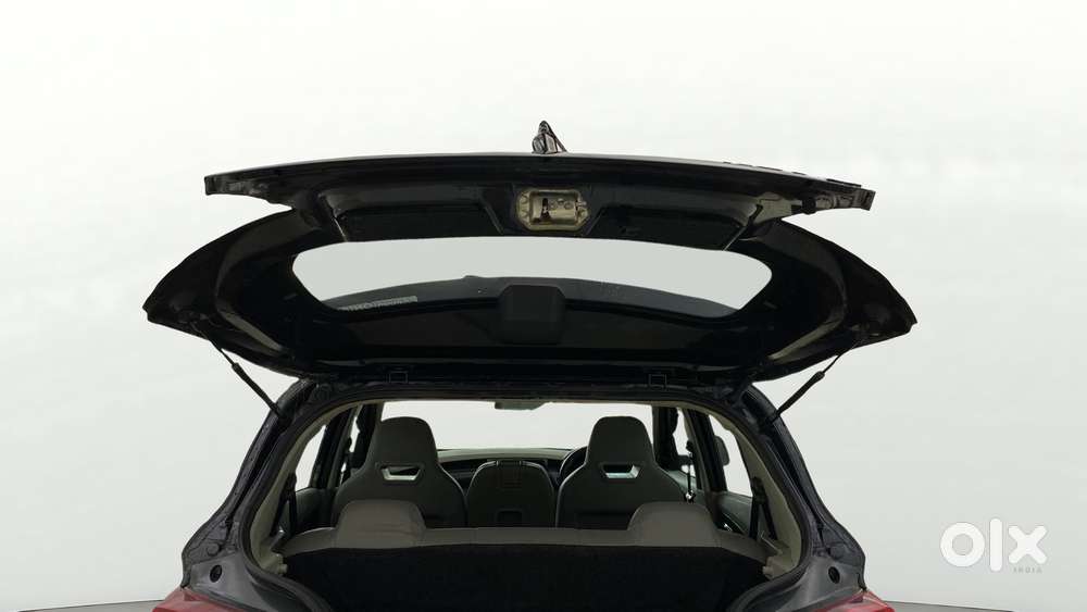 Mahindra Kuv 100 2016-2017 Mfalcon G80 K2, 2016, Petrol