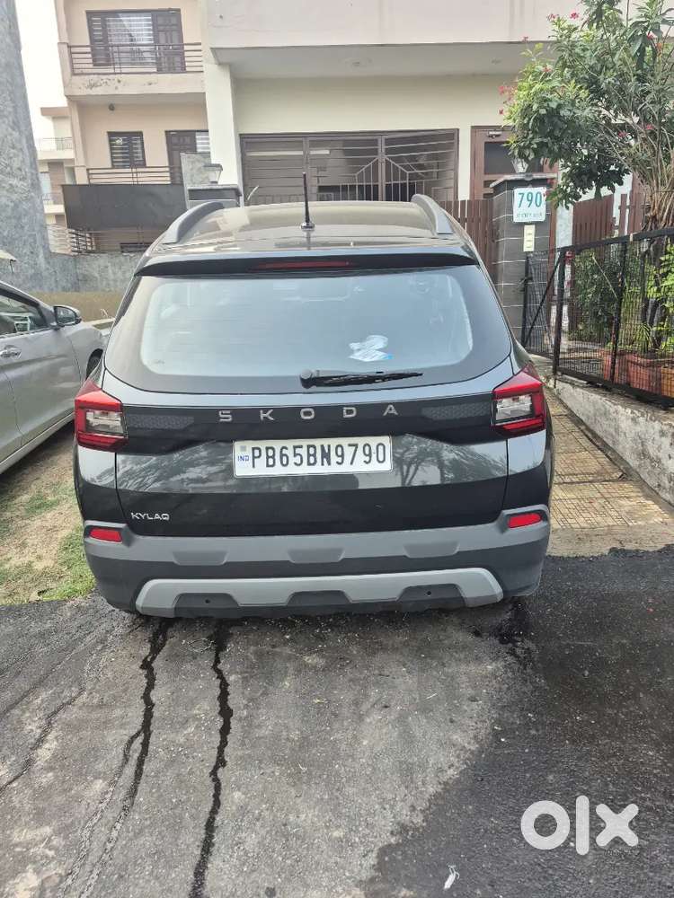 Skoda Kylaq Signature At 2026