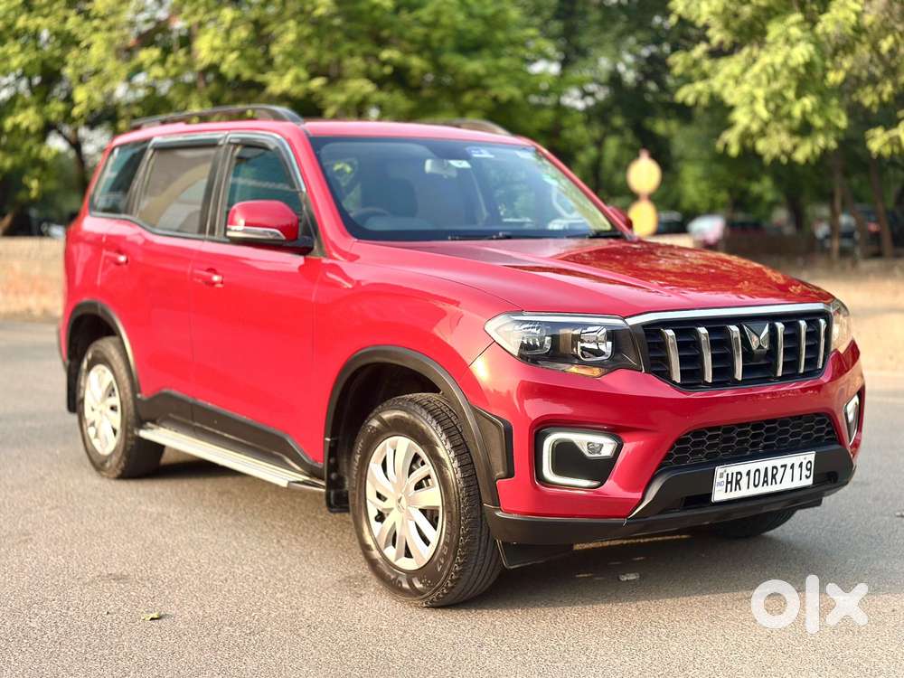 Mahindra Scorpio N Z4 Petrol Mt 7 Str, 2023, Petrol