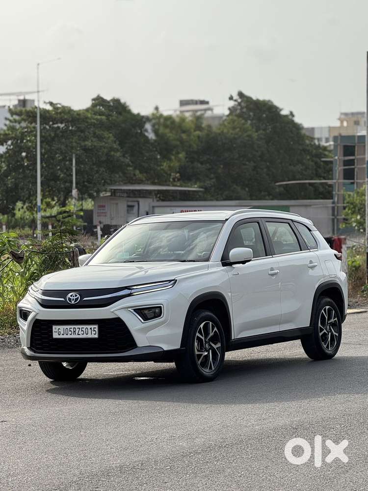 Toyota Urban Cruiser Hyryder 1.5 V Neo Drive At, 2024, Petrol