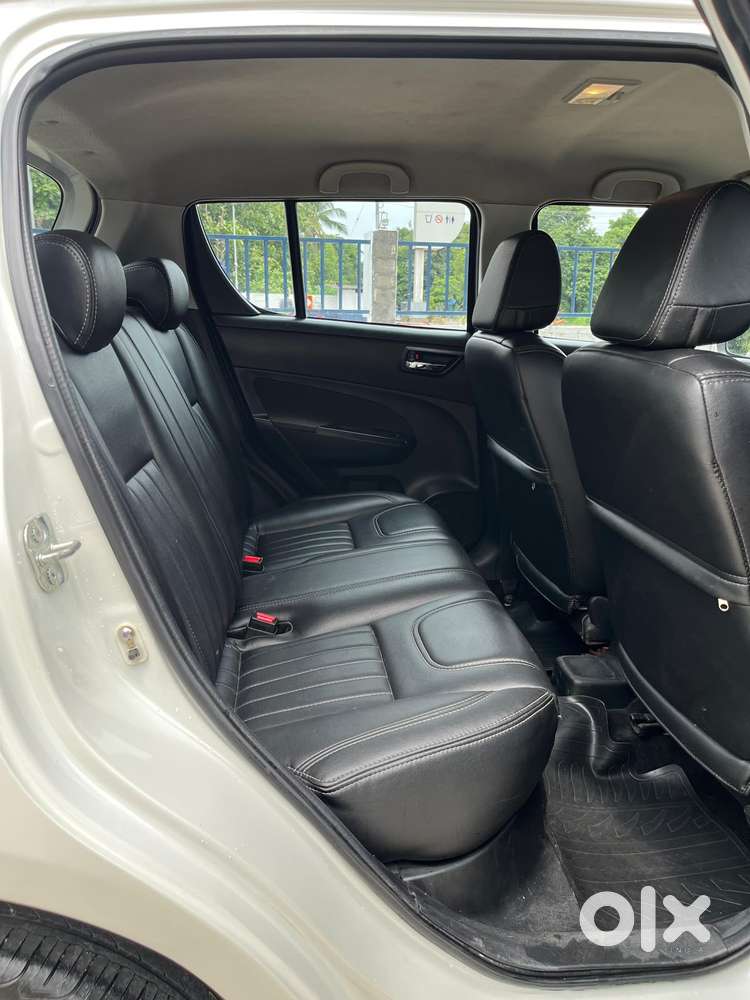 Maruti Suzuki Swift Vxi Abs Bsiv, 2015, Petrol