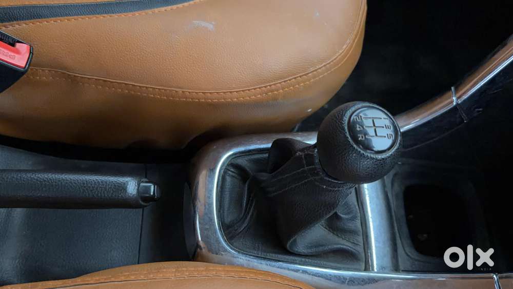 Maruti Suzuki Swift 1.2 Lxi (o), 2017, Petrol