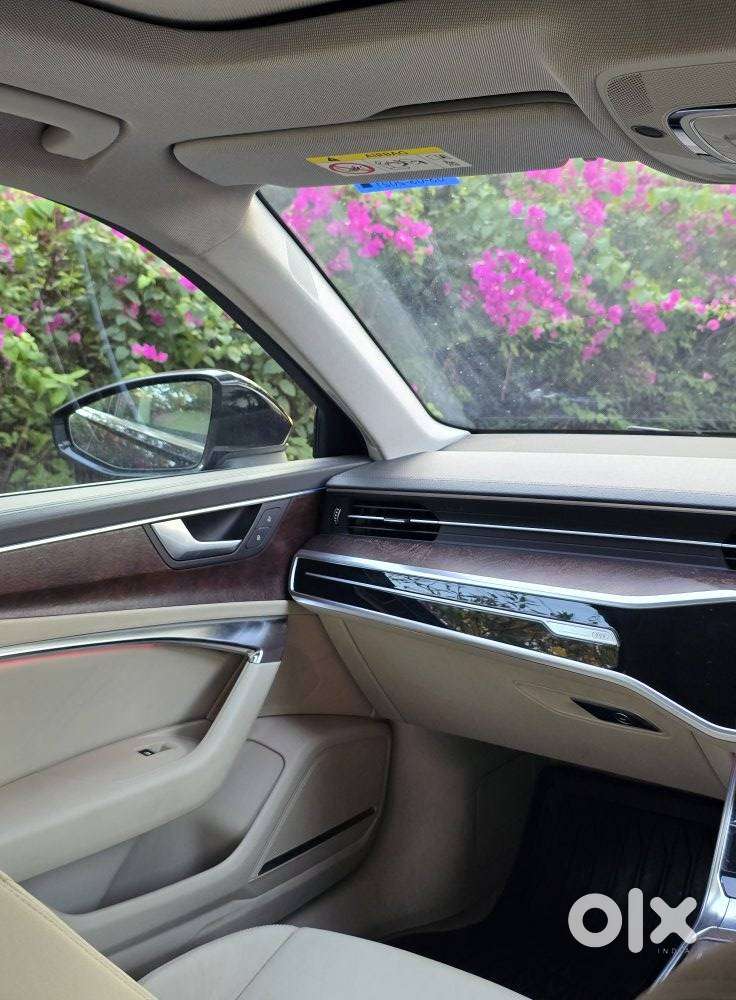 Audi A6 Technology 45 Tfsi W/o Matrix, 2021, Petrol