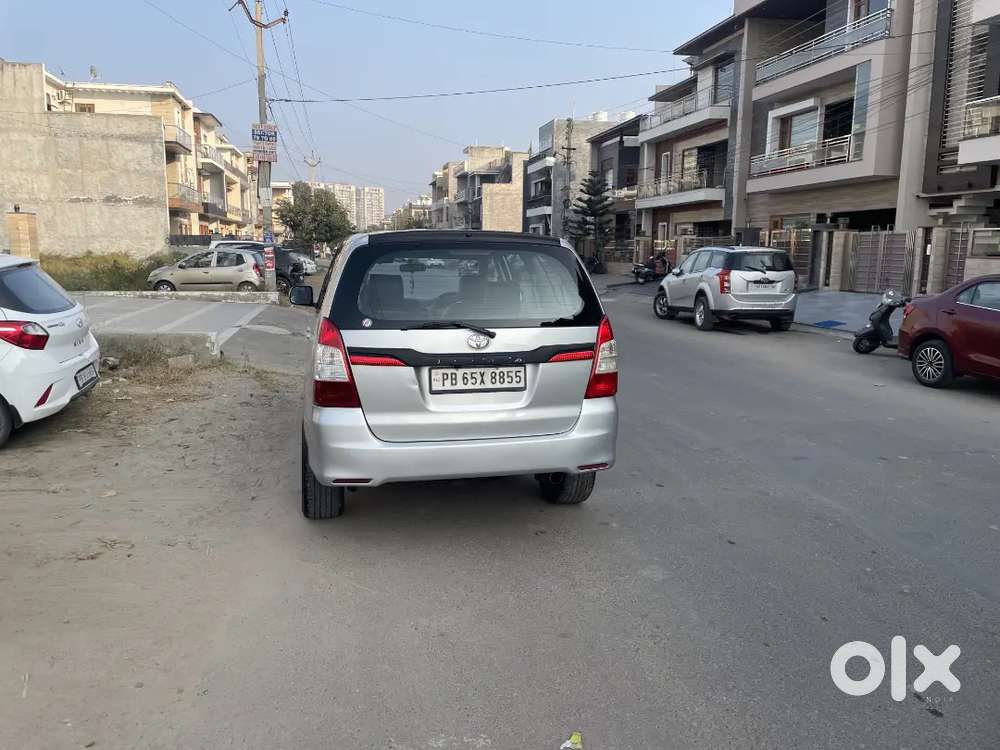 Toyota Innova 2013 Diesel 281000 Km Driven