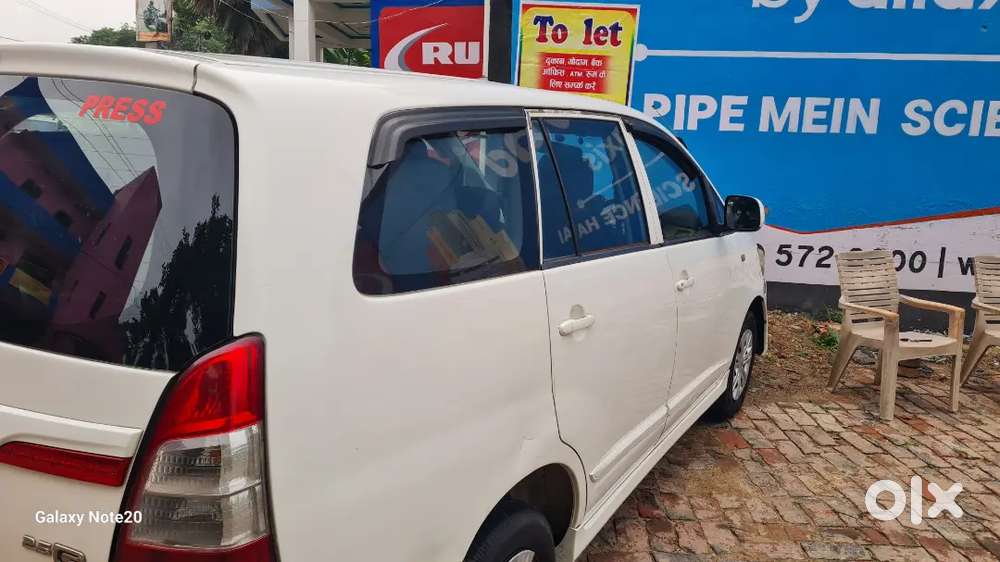 Toyota Innova 2.5 G 2014