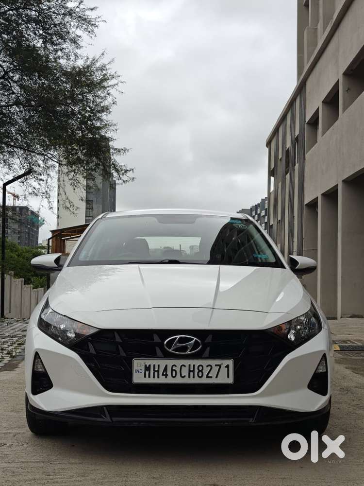 Hyundai I20 Sportz 1.2 Ivt, 2023, Petrol