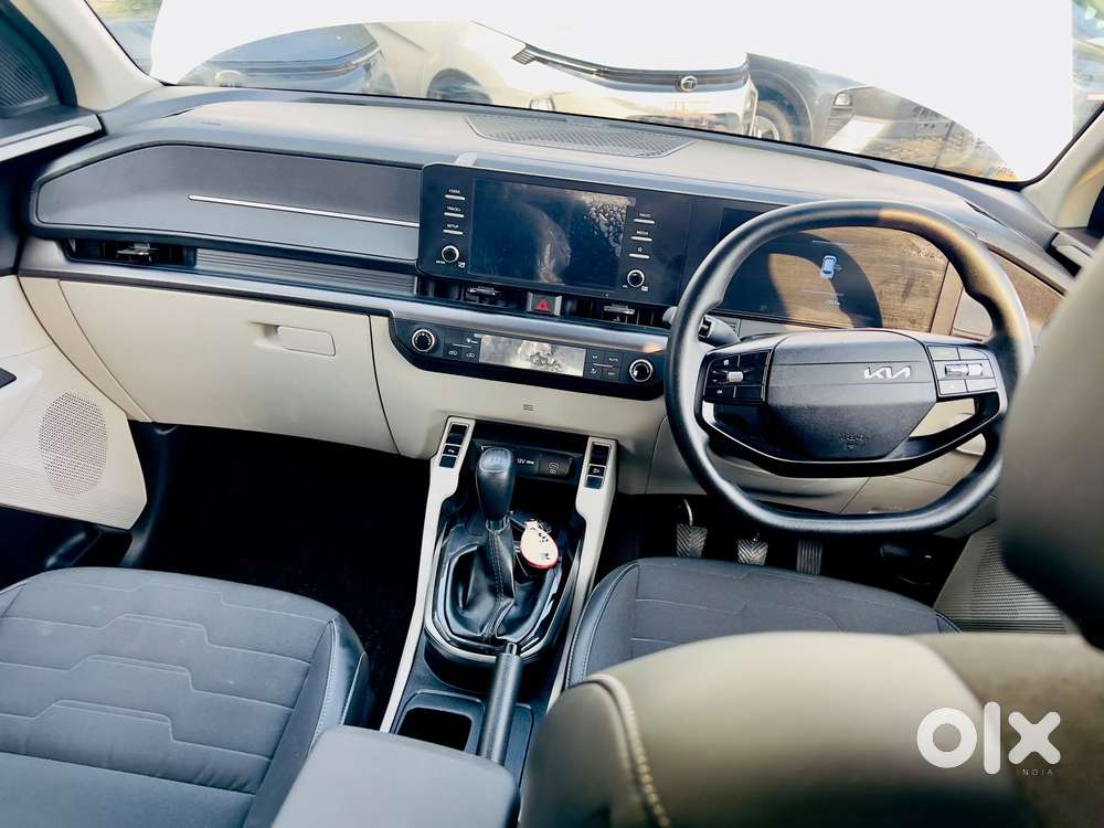 Kia Carens Clavis Htk, 2025, Petrol