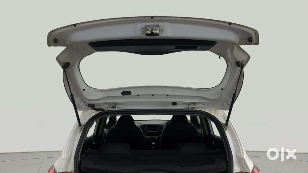 Hyundai Grand I10 1.2 Kappa Sportz Option, 2017, Cng & Hybrids