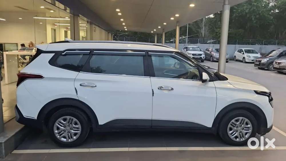 Kia Carens 2024