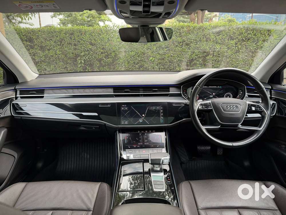 Audi A8 L Celebration Edition, 2023, Petrol
