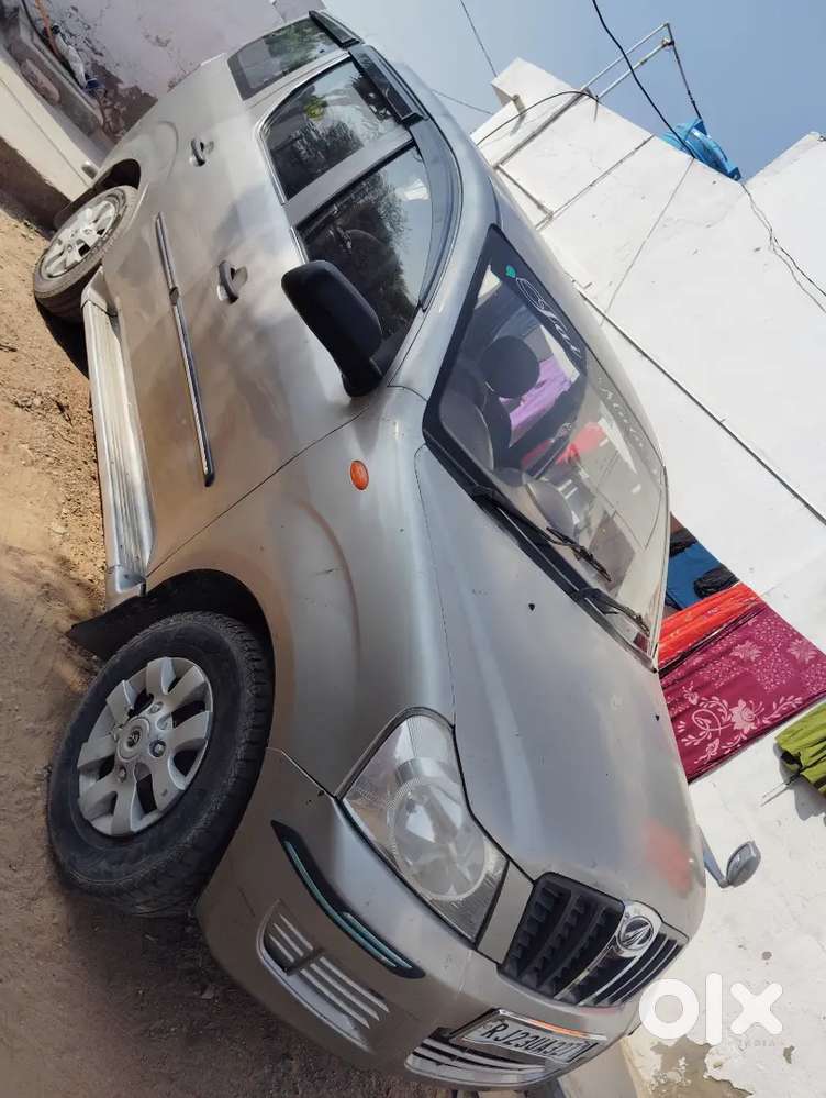 Mahindra Xylos