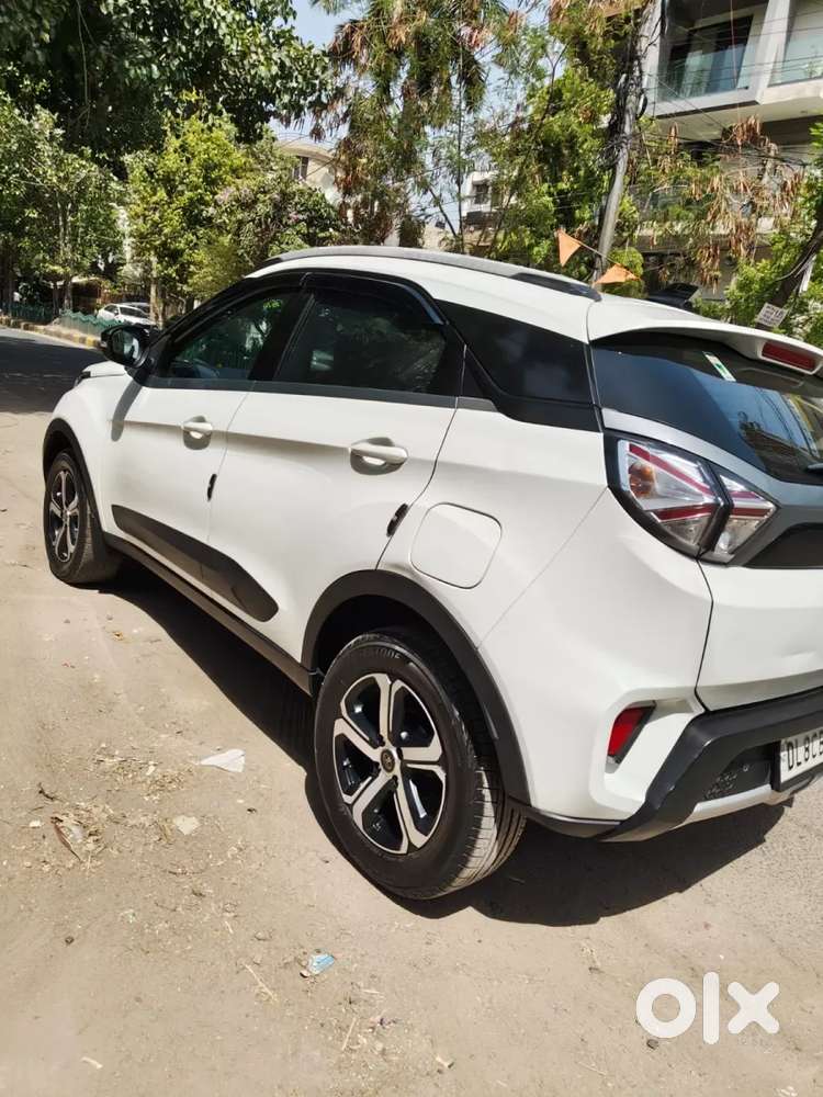 Tata Nexon 1.2 Revotron Xz Plus Hs Dark Edition, 2022, Petrol