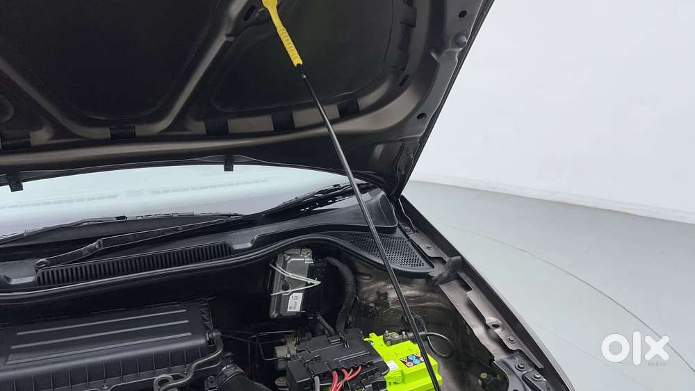 Volkswagen Vento 2010-2013 Petrol Highline, 2016, Petrol