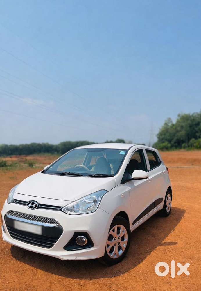 Hyundai Grand I10 2015 Petrol 60000 Km Driven
