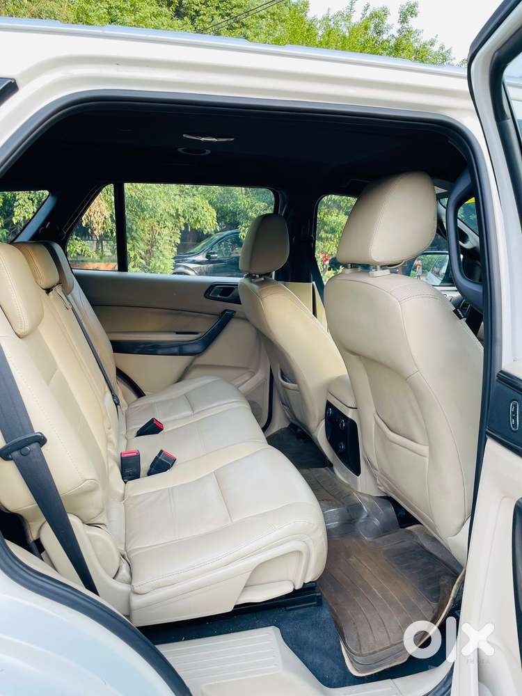 Ford Endeavour 2.2 Titanium At 4x2, 2016, Diesel