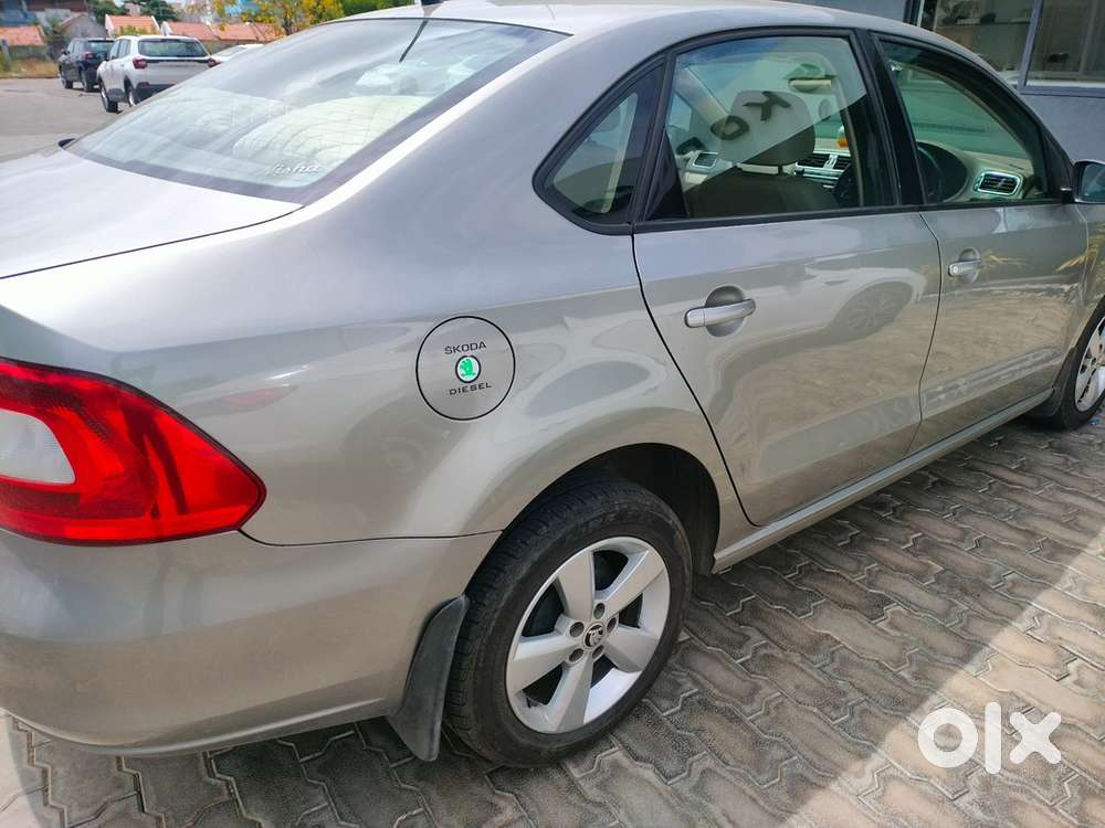 Skoda Rapid Elegance 2016