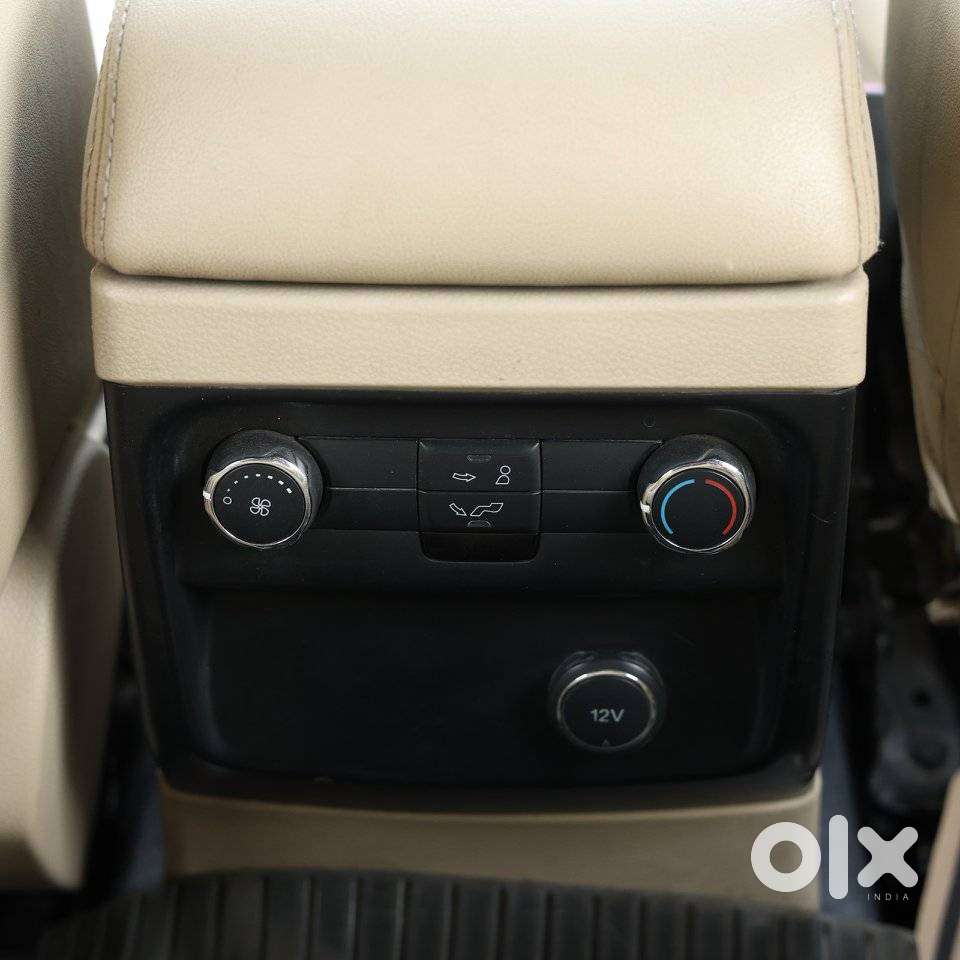 Ford Endeavour 2.2 Titanium 4x2 At, 2019, Diesel