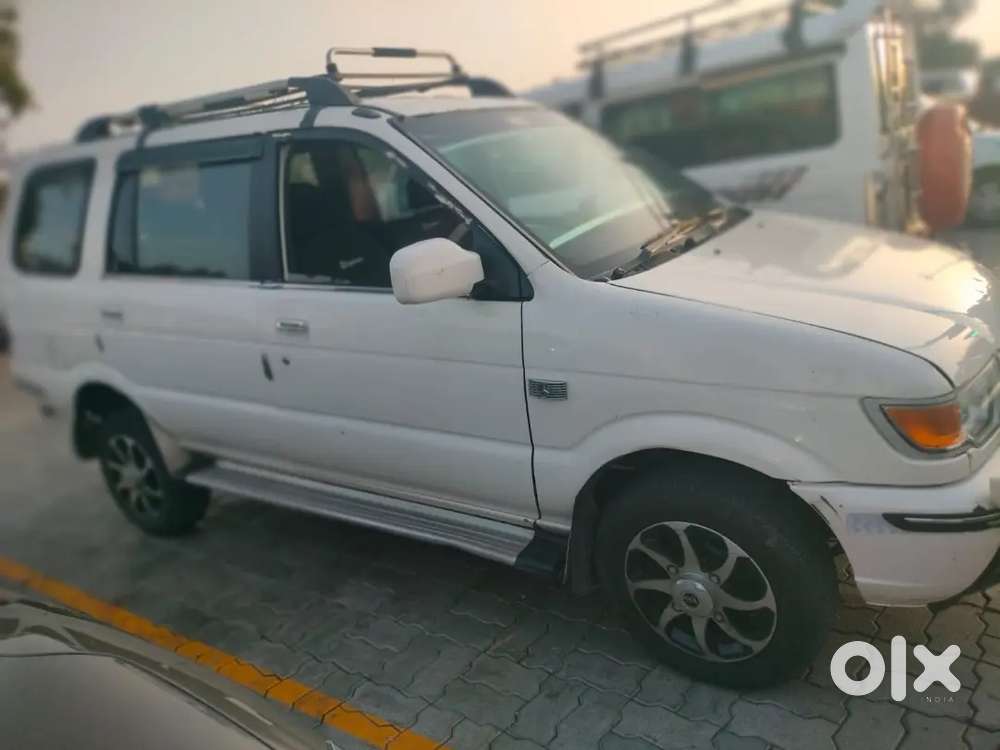 Chevrolet Tavera Neo 2015