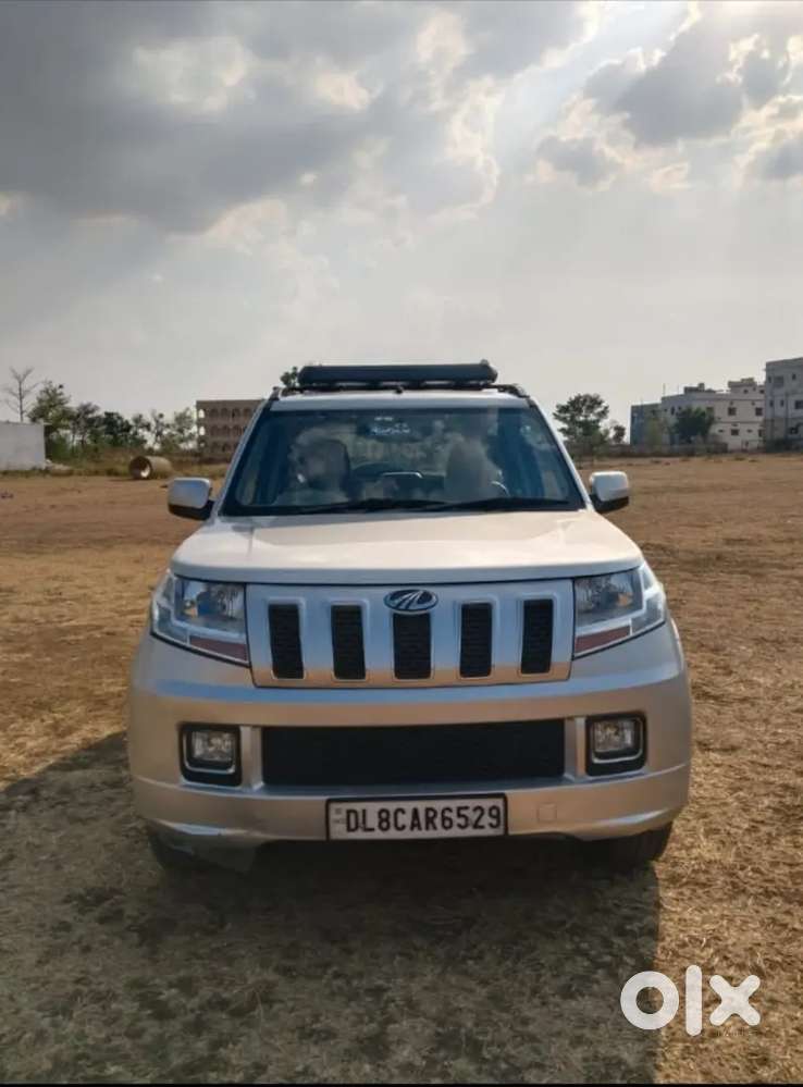 Mahindra Tuv 300 2017