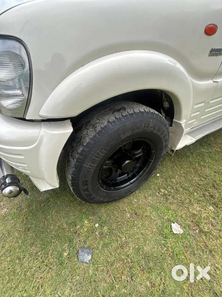 Mahindra Scorpio 2006 Diesel 177000 Km Driven With Modified Alloy