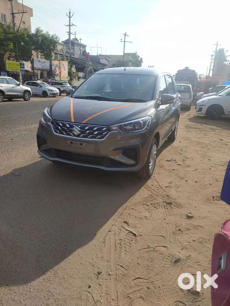 Maruti Suzuki Ertiga 2023 Petrol