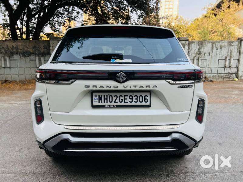Maruti Suzuki Grand Vitara 1.5 Alpha Plus Intelligent Hybrid Ecvt, 2..