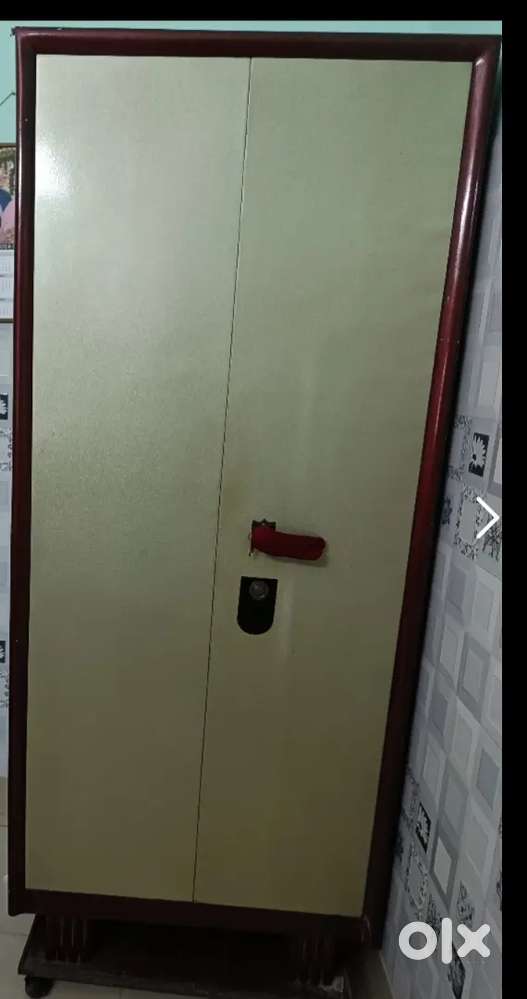 Almari Big two doors