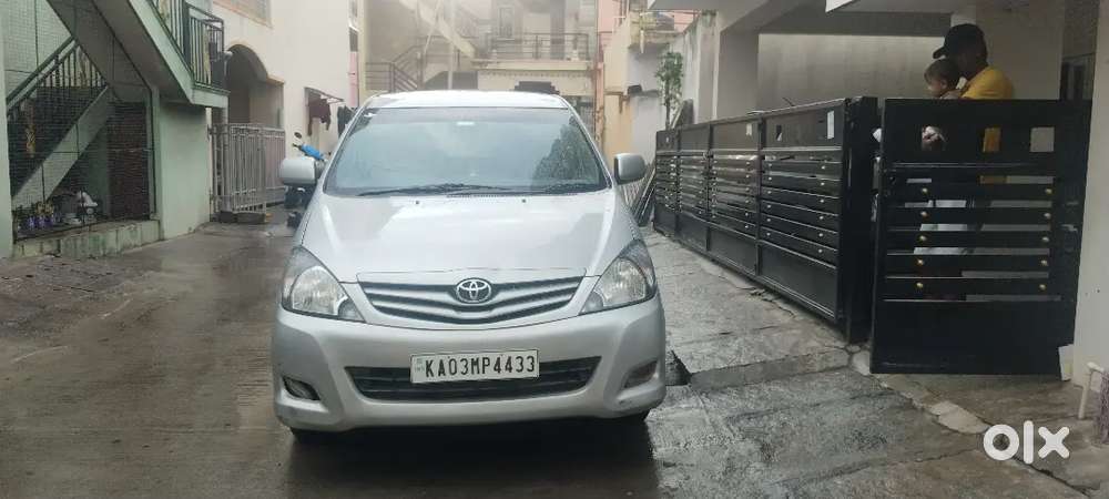 Toyota Innova Diesel 2011 Car