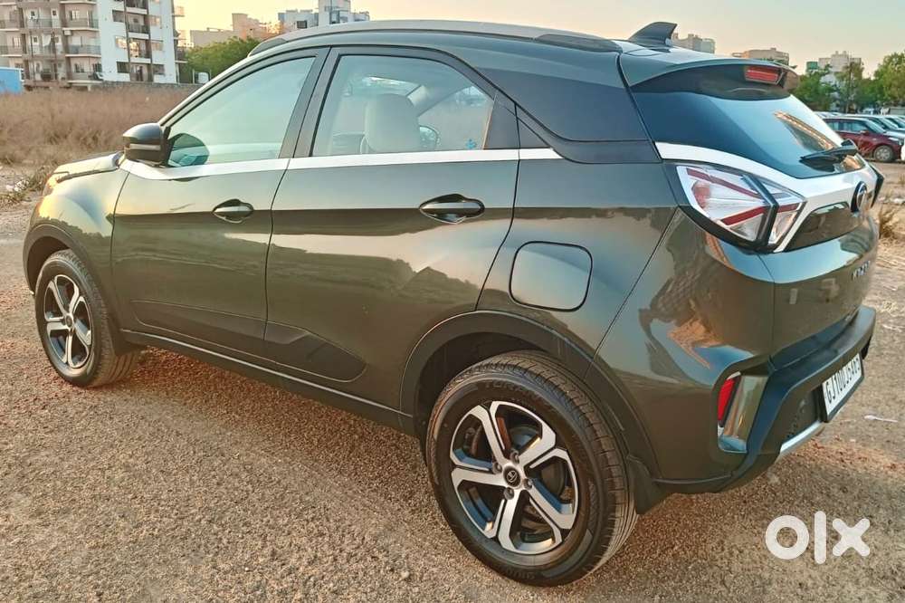 Tata Nexon, 2022, Petrol