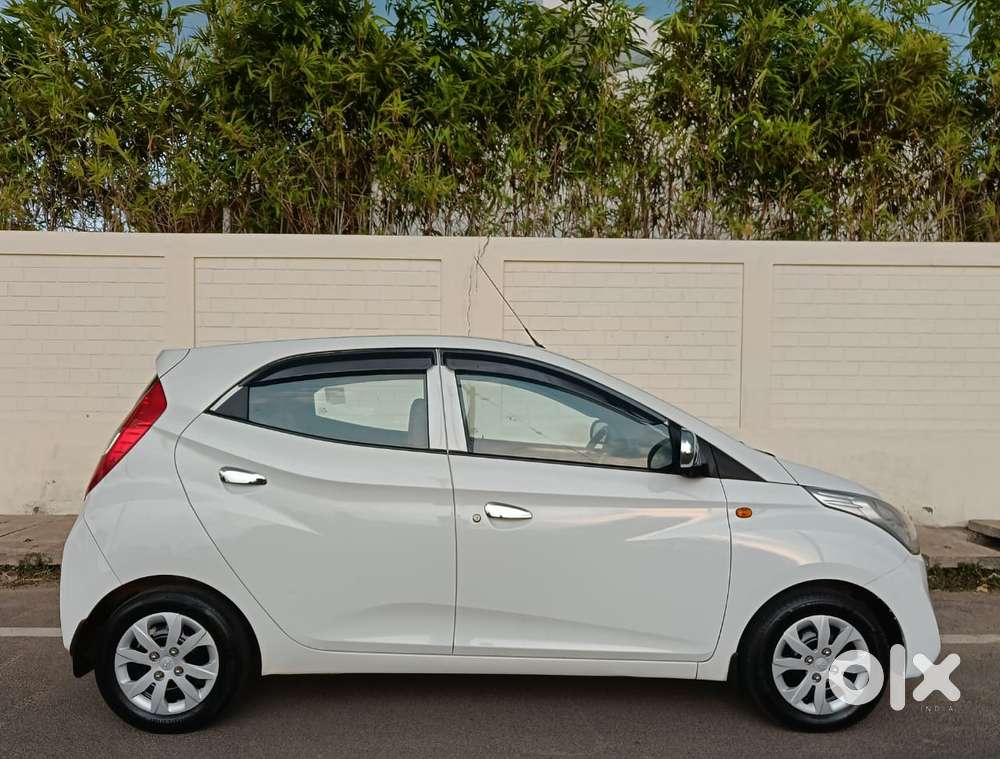 Hyundai Eon Magna, 2015, Petrol