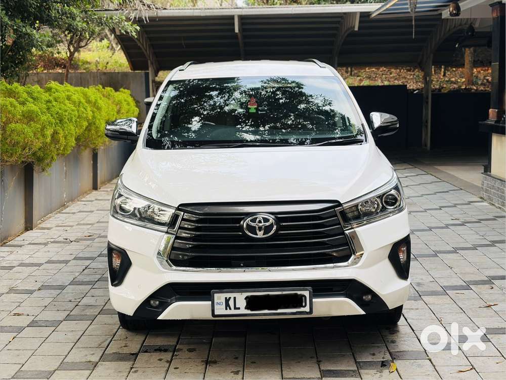 Toyota Innova Crysta 2.4 Z 7 Str, 2022, Diesel