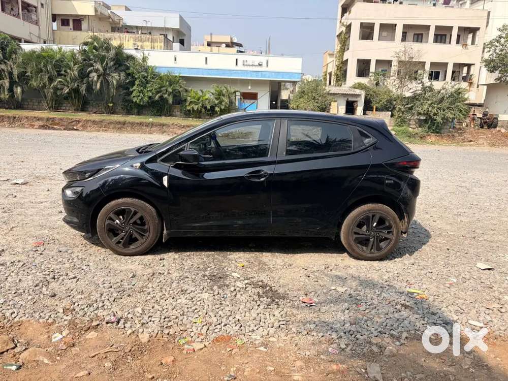 Tata Altroz 2022 Petrol 10500 Km Driven