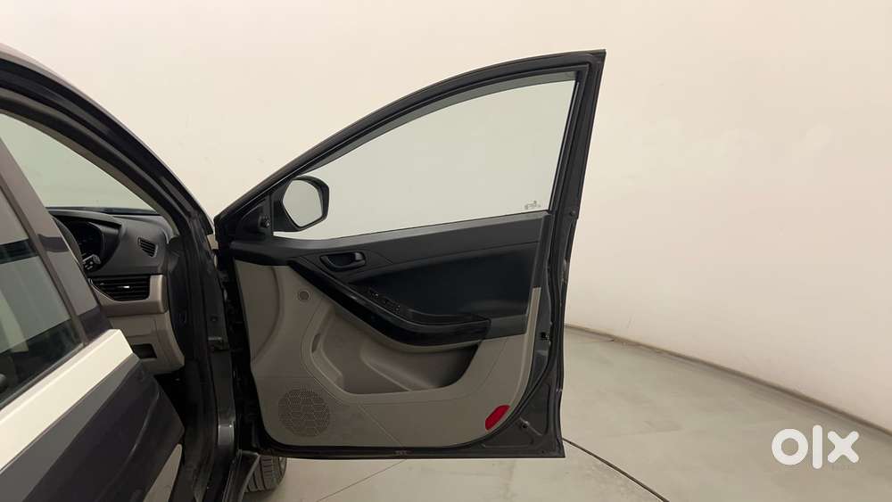 Tata Nexon 1.2 Revotron Xm, 2019, Petrol