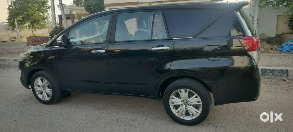 Toyota Innova Crysta 2.4 Z 7 Str, 2016, Diesel