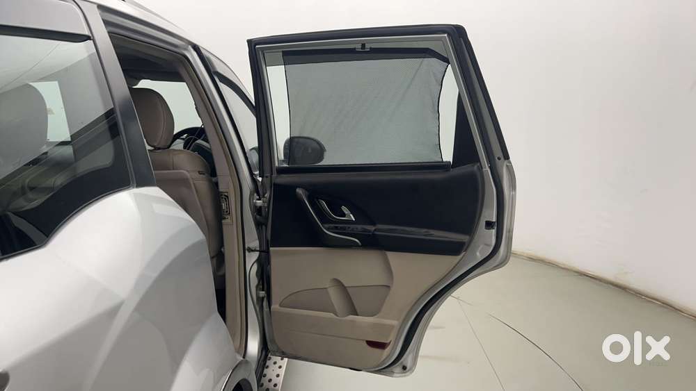 Mahindra Xuv500 2.2 W10, 2016, Diesel