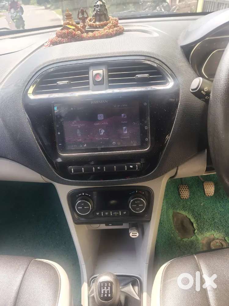 Tata Tiago 1.2 Liter Revetron Engine Top Model Xz+