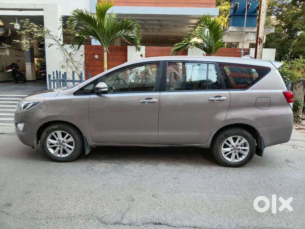 Toyota Innova Crysta