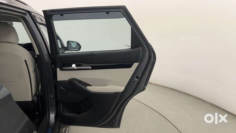 Kia Seltos Htx G, 2023, Petrol