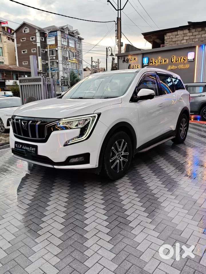 Mahindra Xuv700 2.2 Ax 7 Diesel At Luxury Pack Str Awd, 2023, Diesel
